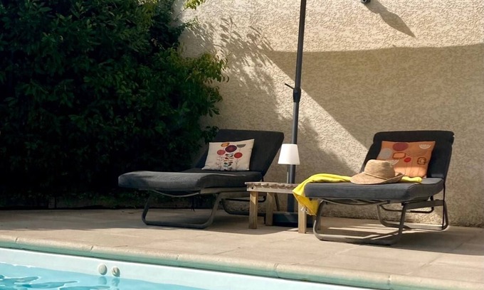 Mazan Otro | Authentic Mas Provençal near Mont-Ventoux with private pool