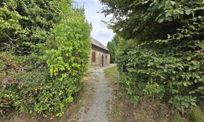 Maheru Casa | Authentic Normandy & large plot