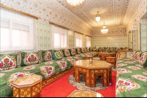 District of Sidi Youssef Ben Ali Casa | Authentic Riad Dar HbibtI Jacuzzi & Breakfast