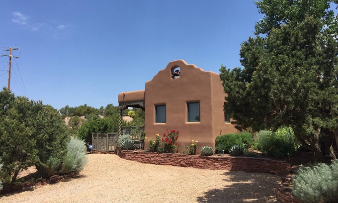 Santa Fe Casa | Adorable Adobe Casita en zona tranquila cerca de Esquí, Ópera, Plaza.