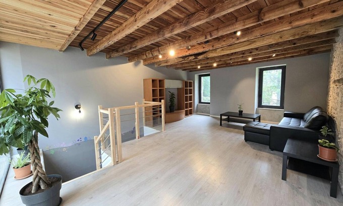 Loubejac Cabaña | Authentic village house with wifi and parking in Loubéjac