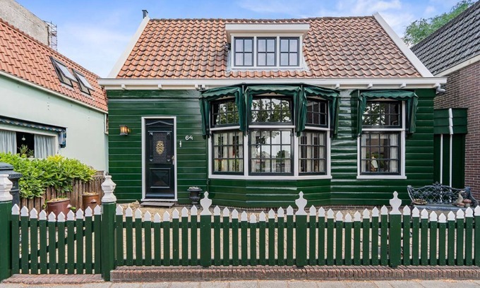 Zaandam Casa | Authentiek Zaans Huis op 15 Minuten van Amsterdam