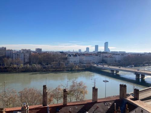 Boucle - Gros Caillou Apartamento | Authentique T2 lyonnais avec vues exceptionnelles