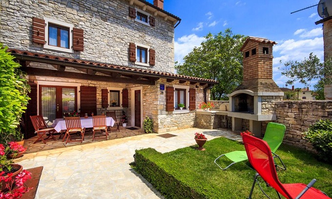 Krmed Casa | Autochthone Villa with Pool in Krmedn