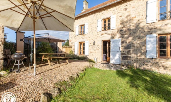 Saint-Priest-des-Champs Cama Y Desayuno | Aux 2 Puys - Gîte "Le Lemptégy"