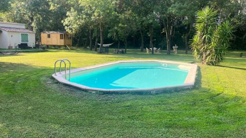 Tarascon Apartamento | AUX PORTES DE LA CAMARGUE STUDIO BALNEO PISCINE