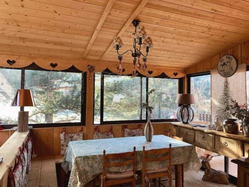 Formigueres Chalet De Esquí | Aux trois marmottes - Chalet au pied des pistes