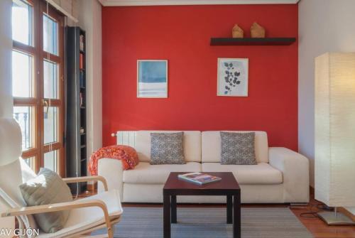 Cimadevilla Apartamento | AV Ave María 9