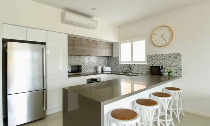 Huskisson Apartamento | Avalon Apartment - ESPECIALES DE INVIERNO !!! 1 habitación (WIFI gratuito, ropa de cama, aire acondicionado, Netflix y garaje)