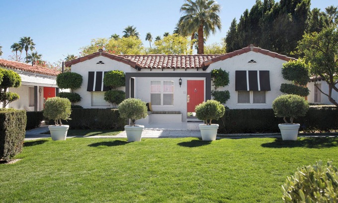 Historic Tennis Club Hotel | Avalon Hotel & Bungalows Palm Springs, a Member of Design Hotels