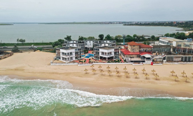 Eforie Nord Apartamento | Avenue Palm on the Beach - Avenue Hotels