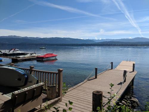 McCall Casa | Avery West Shore Cabin