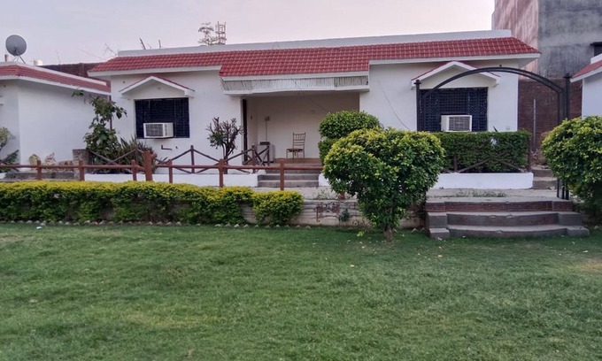 Mirzapur Complejo | Avexia Fun City Resort