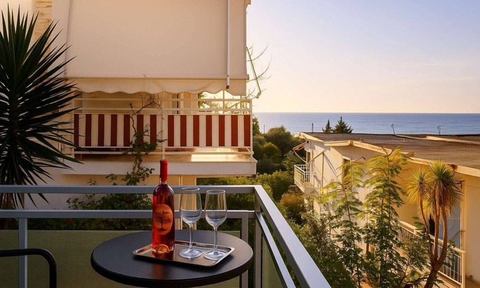 Avia Apartamento | Avia Seaview Getaway - Konstantina's Hidden Haven