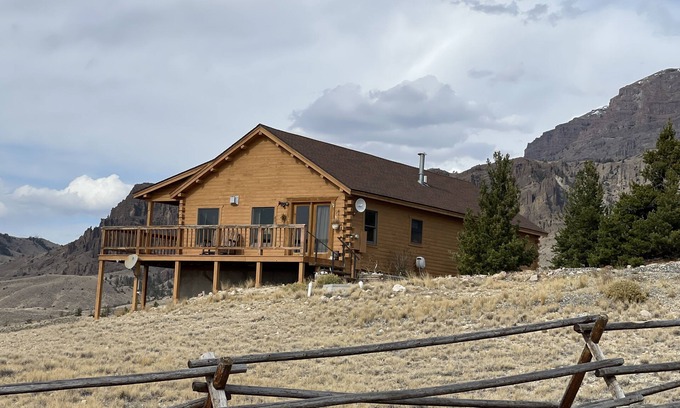Cody Casa | Aviators Landing at Jim Mountain