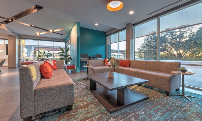 Davis Spring Commercial Hotel | avid hotel Austin NW Lakeline by IHG