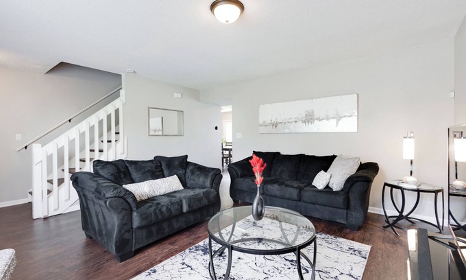 Avon Casa | Avon FHS Rental