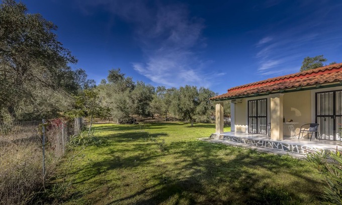 Kavos Apartamento | Avonlea Garden Studio A1