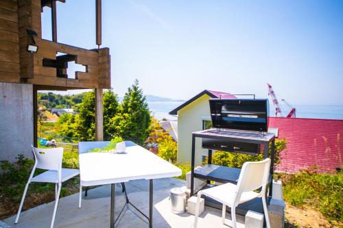 Sumoto Casa | Awaji Seaside Log house in Goshiki 1