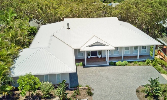 Dunbogan Casa | Award winning luxury beach house