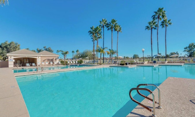 Sun Lakes Casa | Award winning resort community of Sun lakes. Whole house on the golf course.