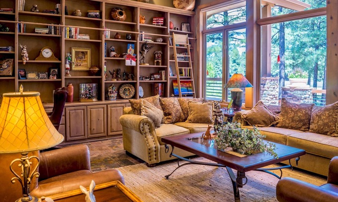 Converse Casa | Awefull Holiday Home