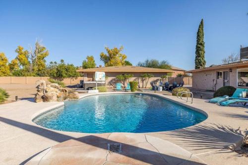 Mesa Casa | Awesome 5BR, 4BA, Pool, HotTub, Patio, Office