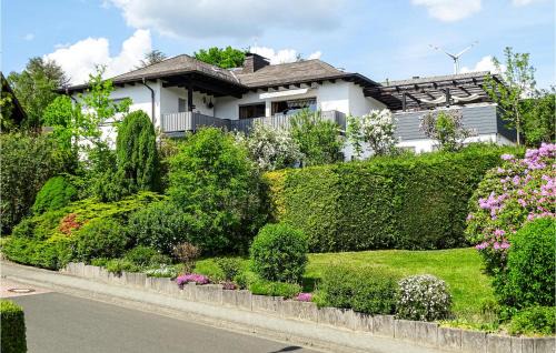 Manderbach Apartamento | Awesome Apartment In Dillenburg