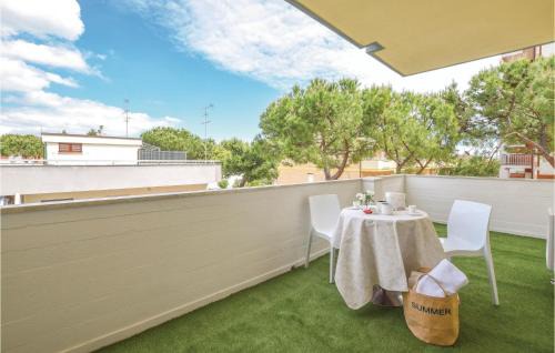 Casabianca di Fermo Apartamento | Awesome Apartment In Lido Di Fermo