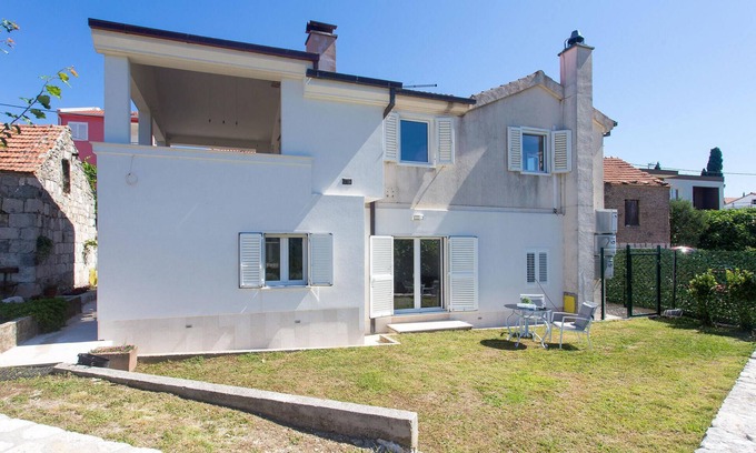 Omis Apartamento | Impresionante apartamento en Podgrade