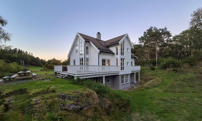 Tysnes Apartamento | Impresionante apartamento en Uggdal con.