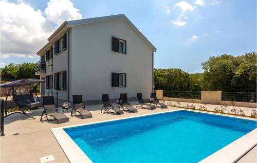 Vrbnik Apartamento | Awesome Apartment In Vrbnik With Wifi