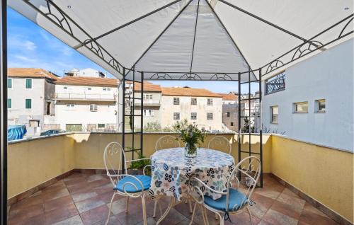 Zaton Apartamento | Awesome Apartment In Zaton With Wifi