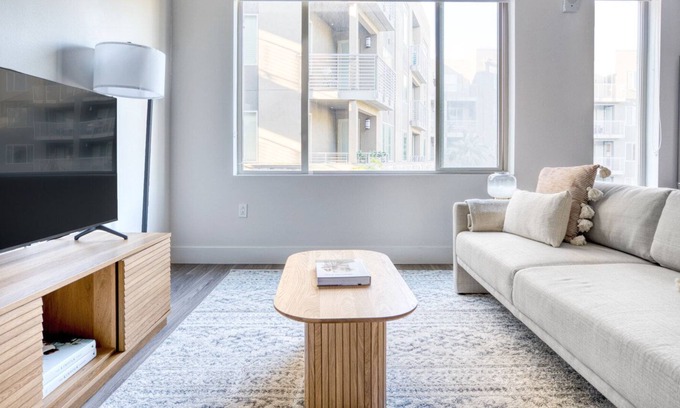 Fremont Apartamento | Awesome Fremont Studio w/ Gym & Pool, 5 mins to Tesla, by Blueground