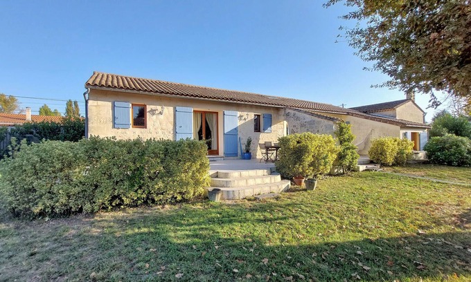 Ambares-et-Lagrave Casa | Impresionante casa en Ambares et.
