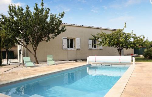 Saint-Just-la-Pendue Casa | Awesome Home In Pierrelatte With Wifi