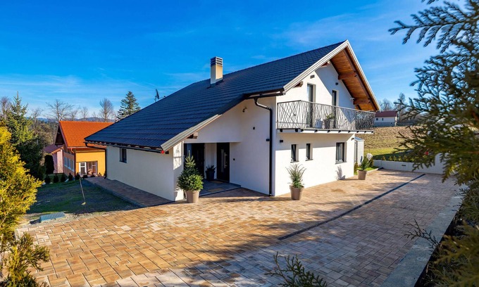 Fuzine Casa | Impresionante casa en Benkovac Fuzinski