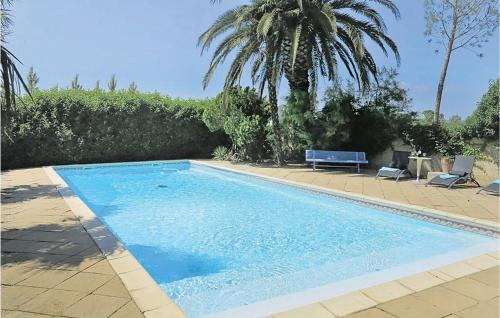 Albaron Casa | Awesome Home In Arles