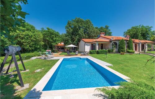 Belavici Casa | Awesome Home In Belavici With Sauna