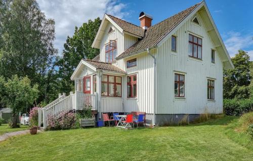 Vanersborg Municipality Casa | Awesome Home In Frändefors