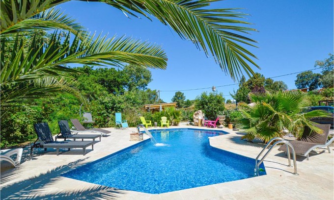 Petreto-Bicchisano Casa | Awesome Home In Petreto Bicchisano