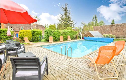 Vieux-Pont-en-Auge Casa | Awesome Home In St Pierre En Auge