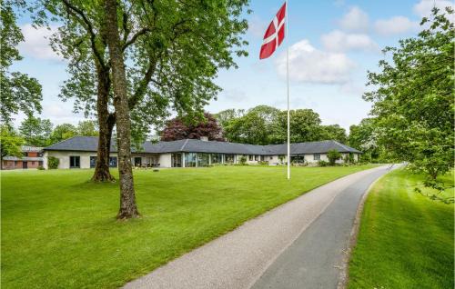 Holstebro Municipality Casa | Awesome Home In Holstebro With Kitchen