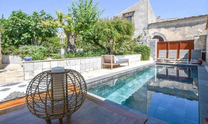 Palazzolo Acreide Historic Centre Casa | Awesome Home in Palazzolo Acreide With 4 Bedrooms, Wifi and Outdoor Swimming Pool