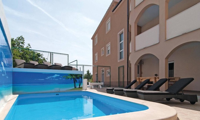 Kastel Gomilica Apartamento | Awesome Home in Kastel Gomilica With Wifi and 1 Bedrooms