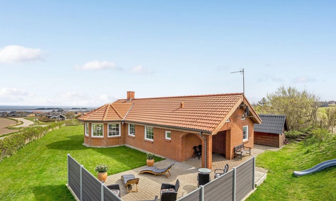 Lemvig Casa | Hermosa casa en Lemvig con vista al mar