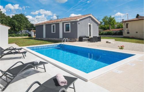 Rapavel Casa | Awesome Home In Malisi With Kitchen
