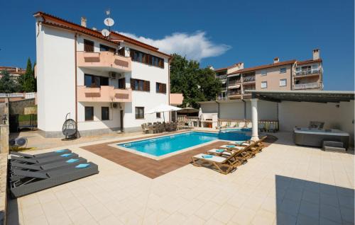 Vintijan Casa | Awesome Home In Pula With Sauna