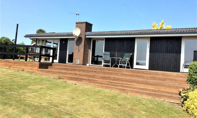 Ronde Casa | Awesome home in Rønde with 3 Bedrooms