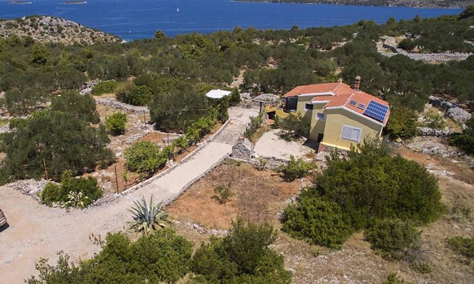 Island Dugi Otok Casa | Impresionante casa en Sali con WiFi
